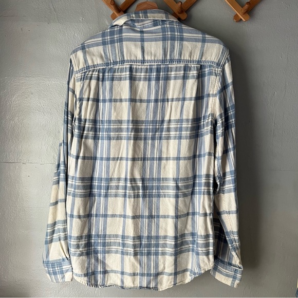 Blue Flannel 🩵 - Picture 3 of 4